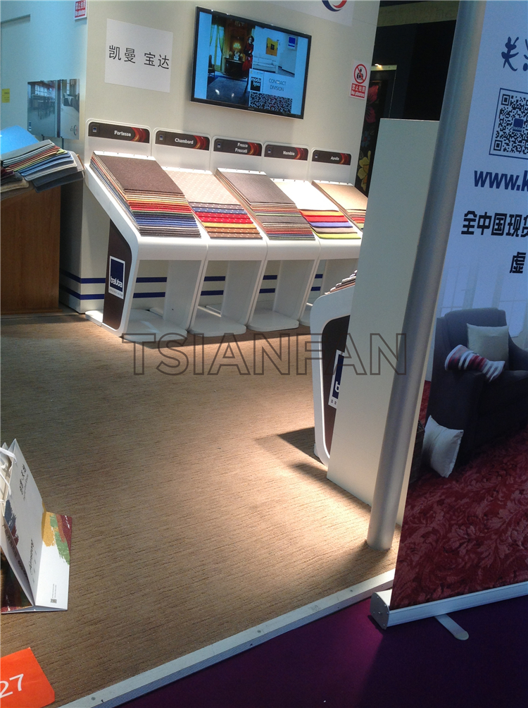 Simple carpet rack DE801